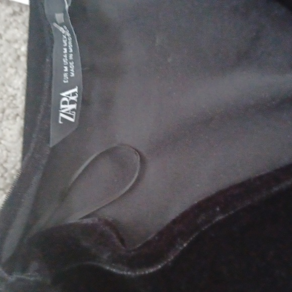 Zara Balck Velvet Dress - Picture 6 of 9